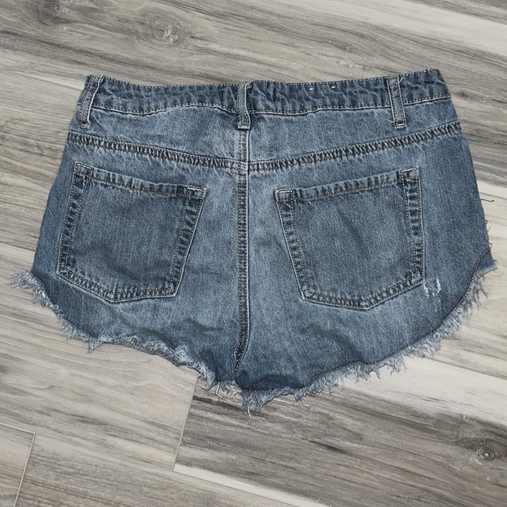 Altar’d state Jean shorts - Picture 2 of 3